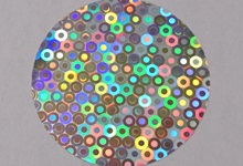 PP-Folie Bubble mit holografisch leuchtendem Muster
